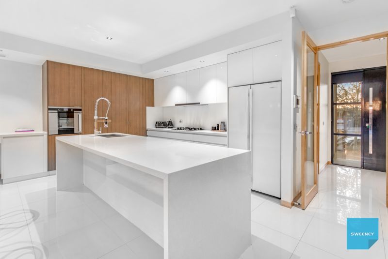 160 The Esplanade, Caroline Springs - Thumbnail 5