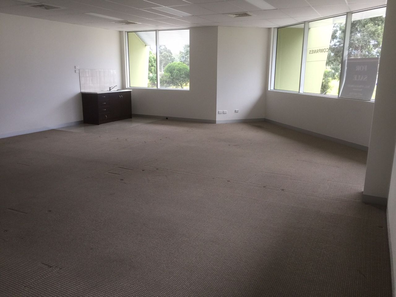 QUALITY OFFICE SPACE WITH AMPLE NATURAL LIGHT!!!