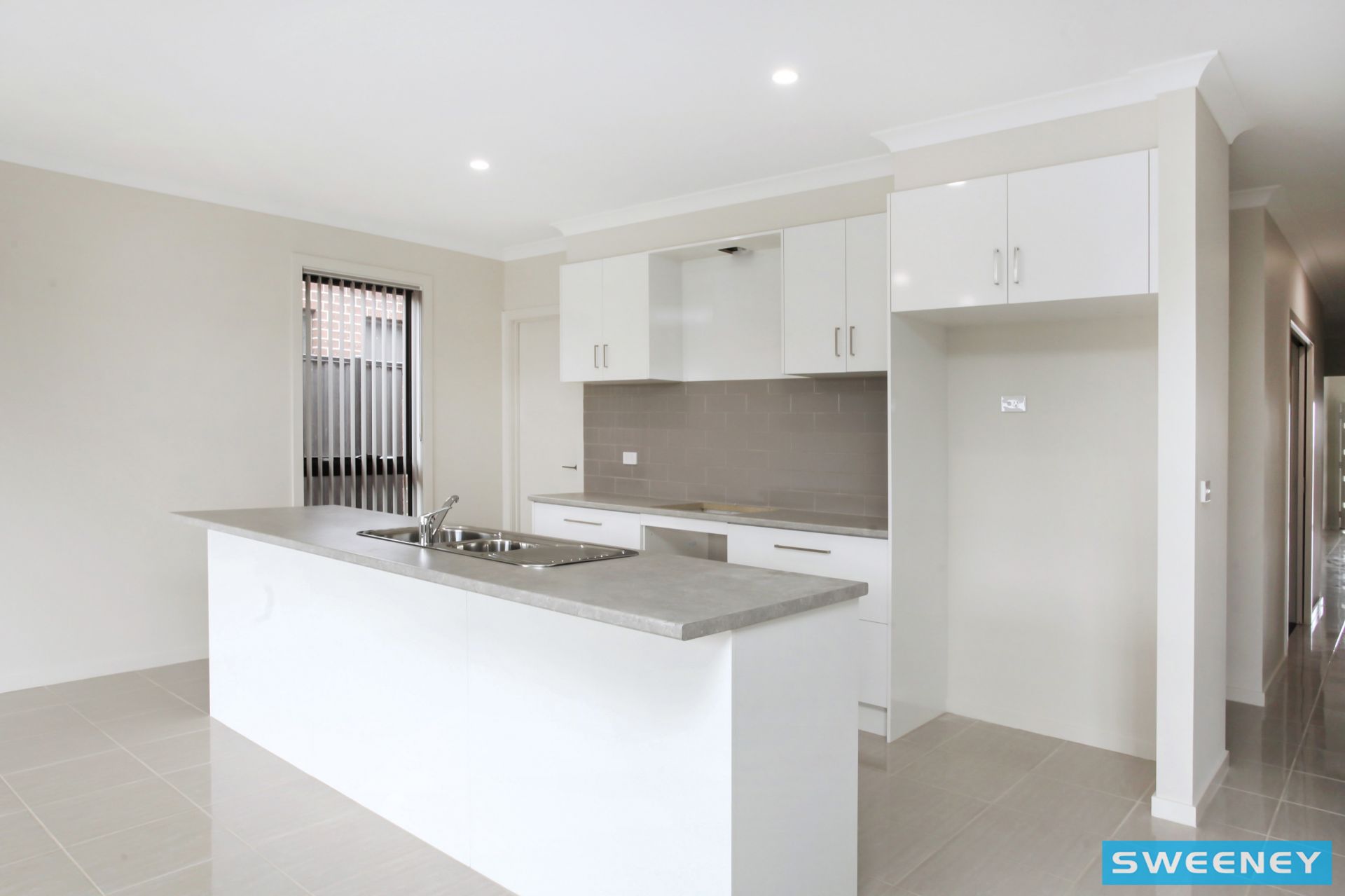 8 Pulsar Way, Plumpton - Thumbnail 3