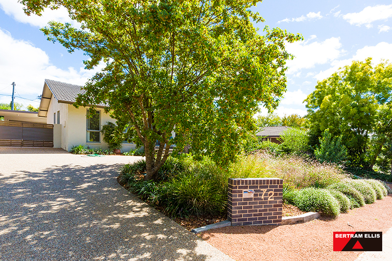 72 Namatjira Drive, Stirling - Thumbnail 3