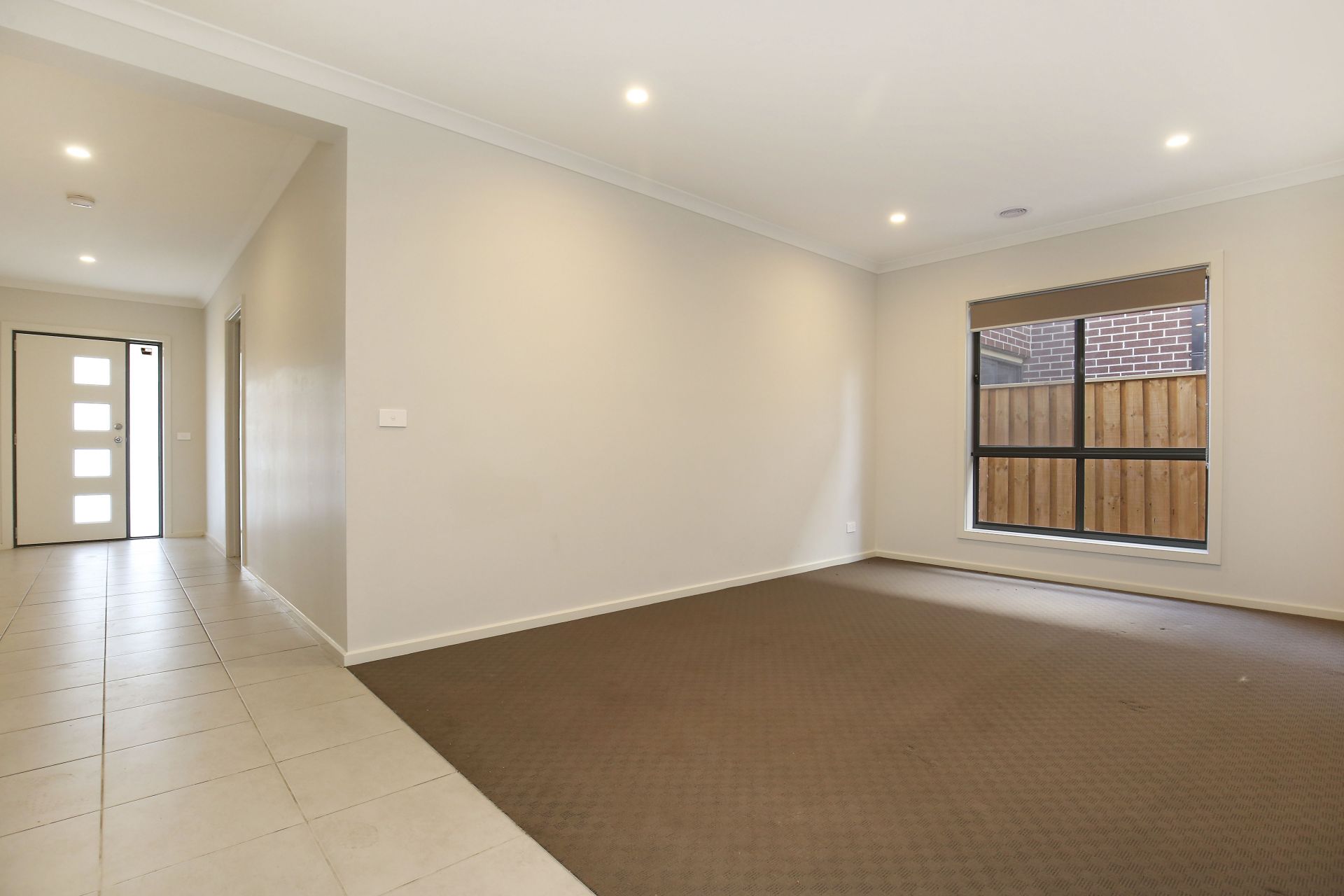 Large and Modern for the Family  *Insp Thu 21st Feb @ 4:20pm*