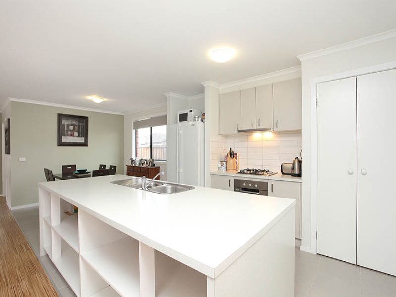 50 Basilica Vista MERNDA, Mernda - Thumbnail 4