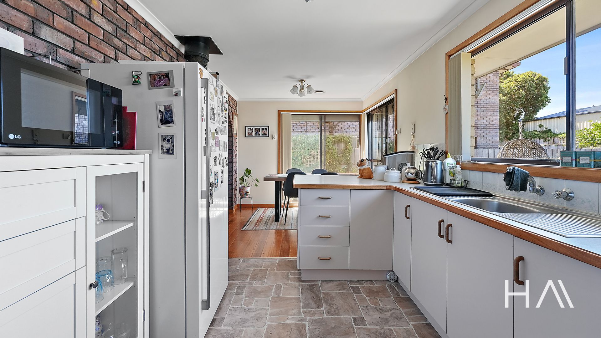 12 Springvale Place Summerhill, Summerhill - Thumbnail 6