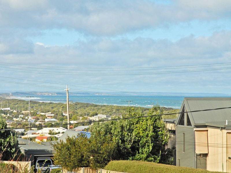 151 The Parade OCEAN GROVE VIC, Ocean Grove - Thumbnail 5
