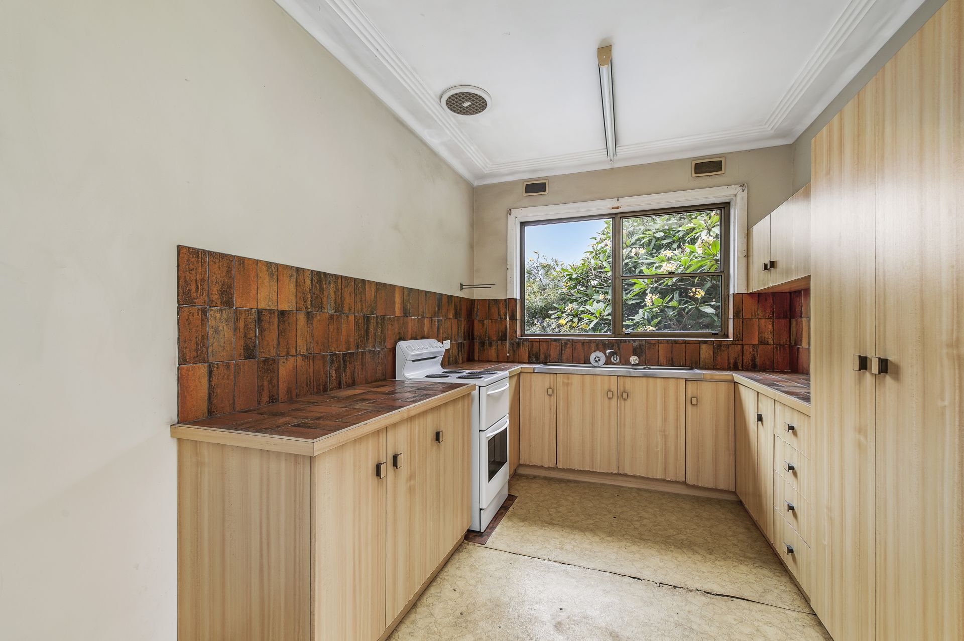 13 Anne Street Port Macquarie NSW, Port Macquarie - Thumbnail 5