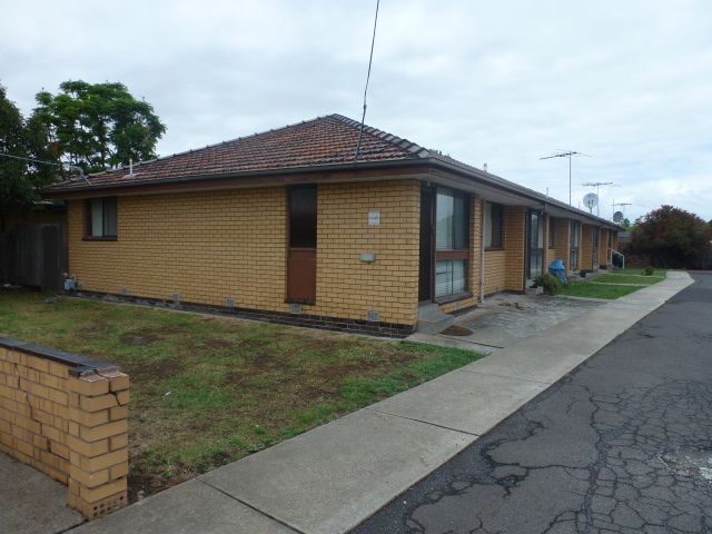 NEAR NEW UNIT