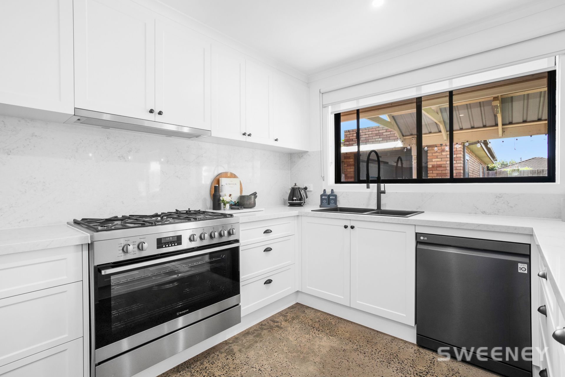 33 Powlett Street, Altona Meadows - Thumbnail 4