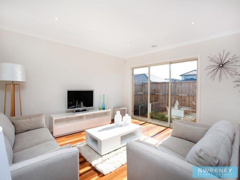 12 Peppermint Grove, Taylors Hill - Thumbnail 5