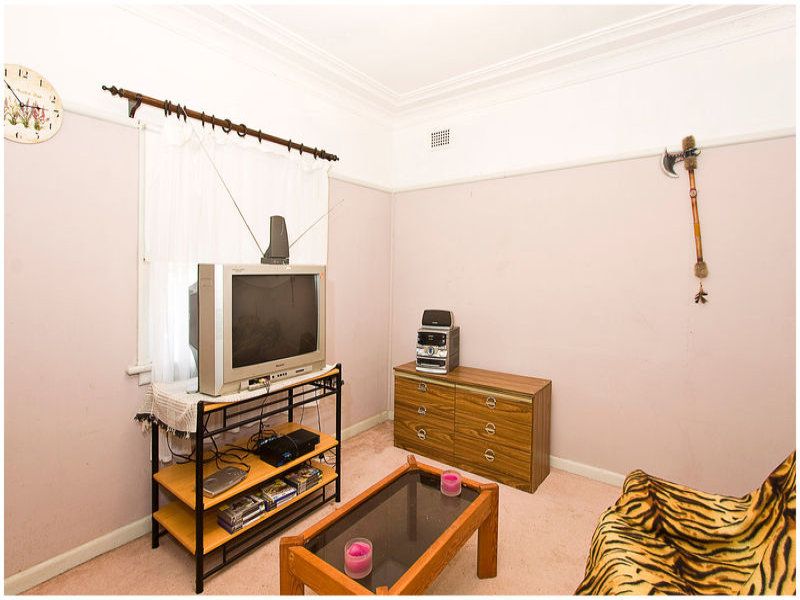 13 March Street, Richmond - Thumbnail 7