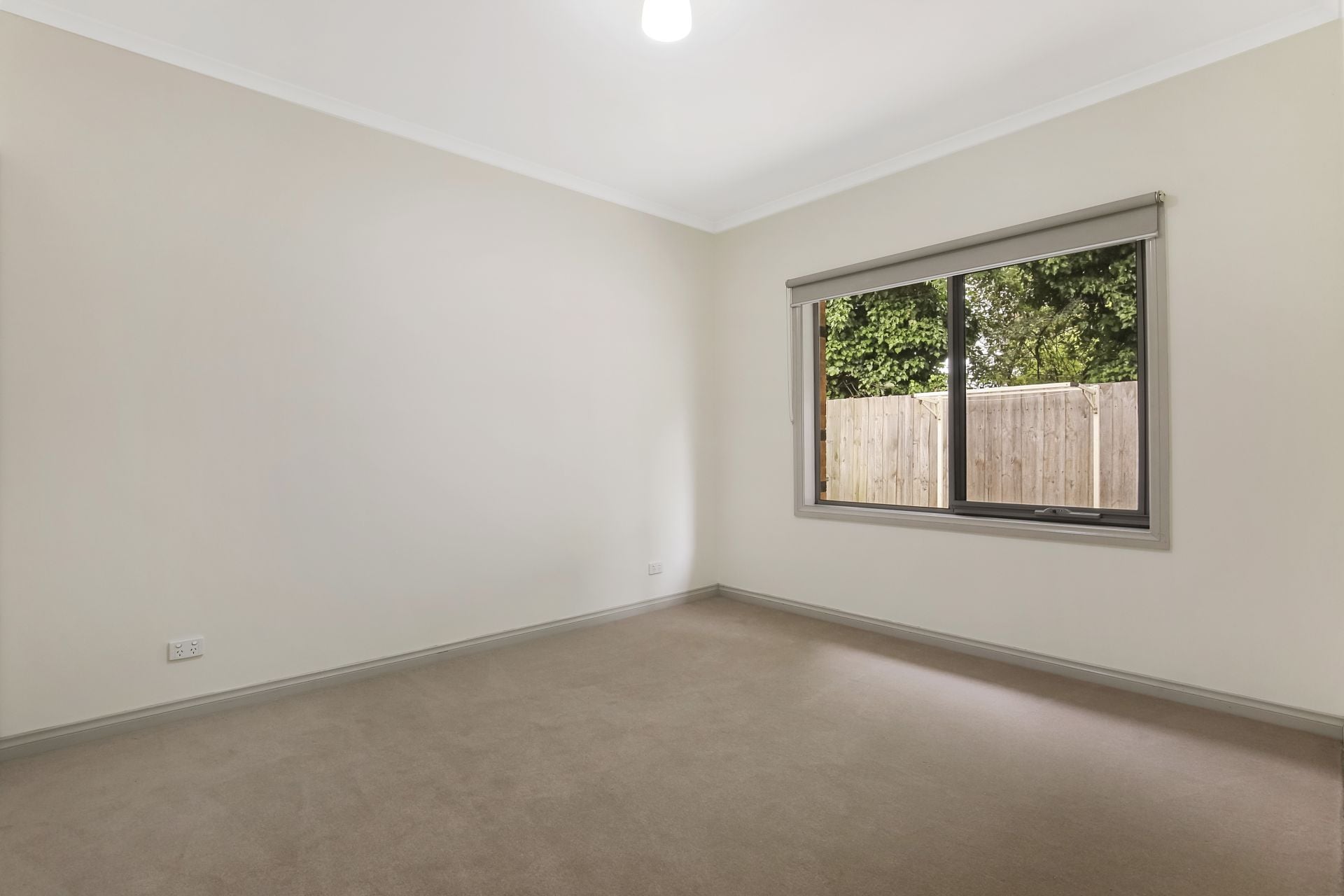 Low Maintenance Living and Close to All Amenities!