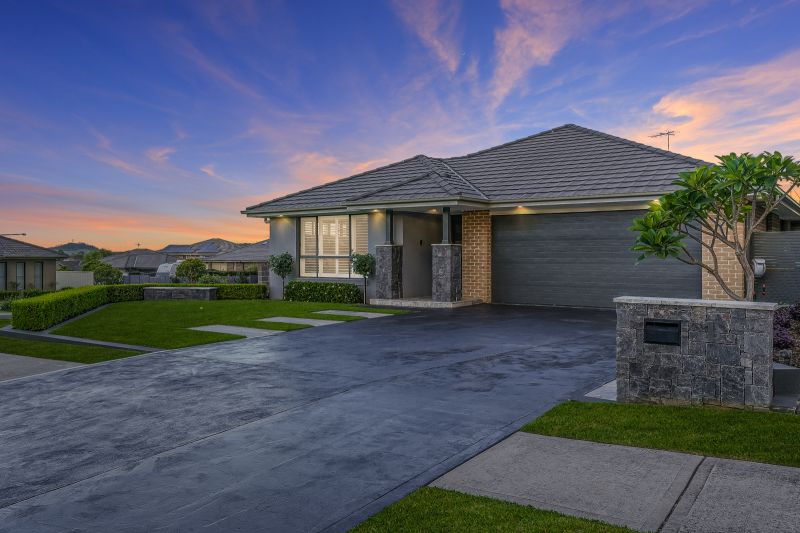 Real Estate For Sale 1 Commelina Drive Mount Annan , NSW