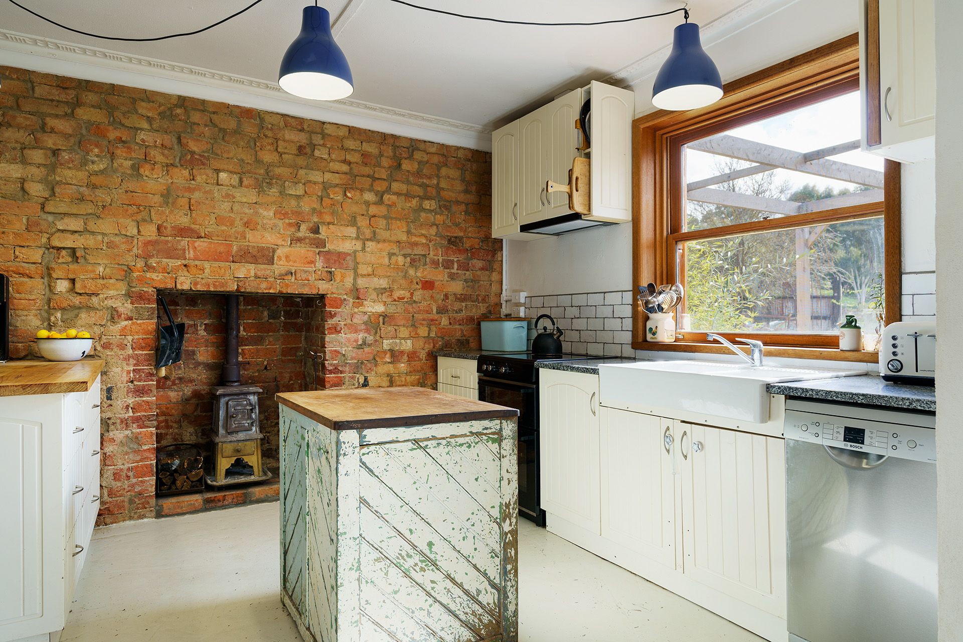 1 Newstead-Guildford Road, Guildford - Thumbnail 7