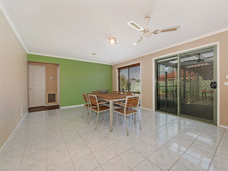 63 Chisholm Drive, Caroline Springs - Thumbnail 4
