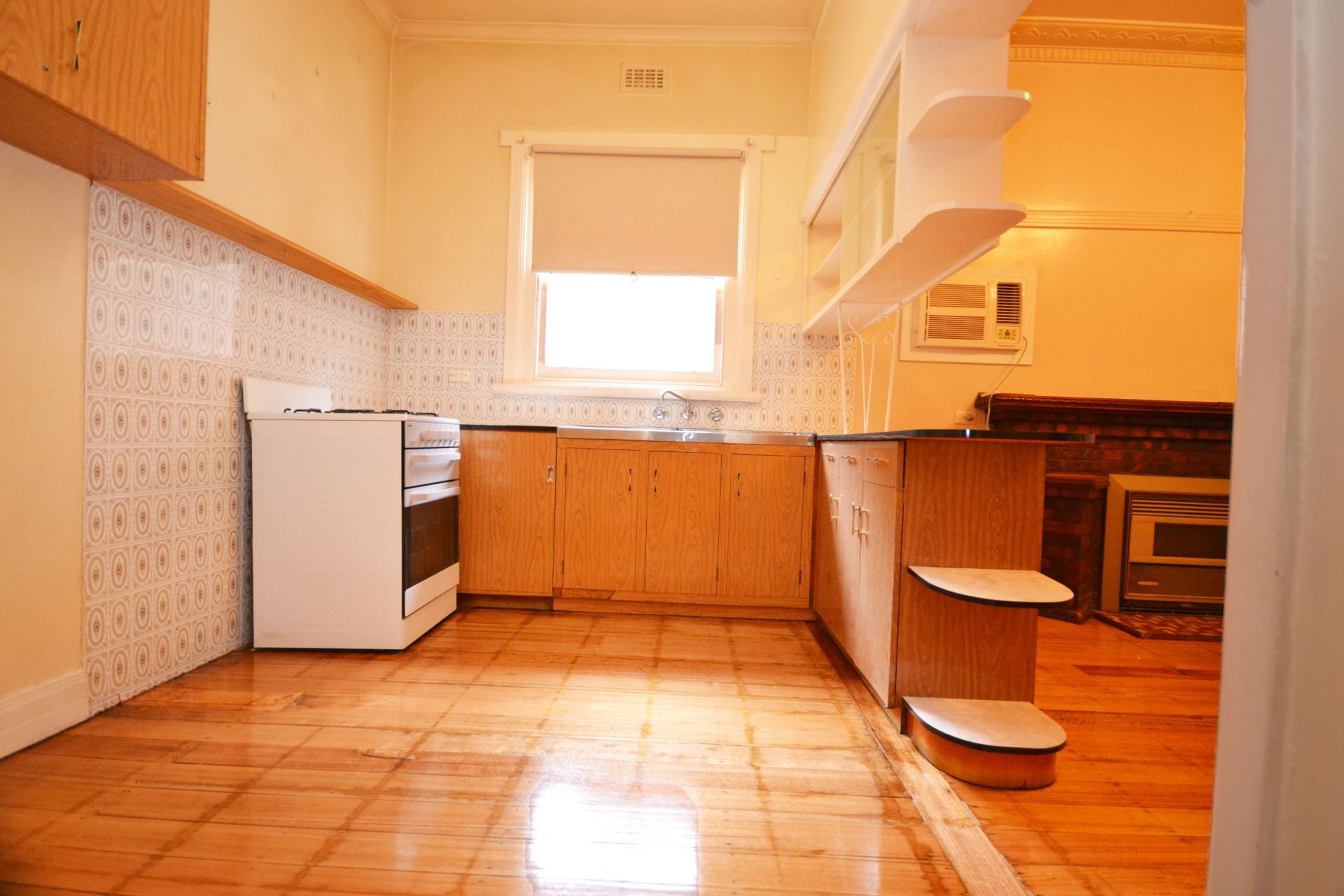 LOVE THE HOME, ADORE THE LOCATION