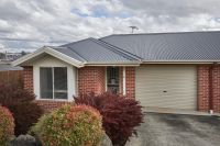 9/39 Steward Street, Warragul VIC, Warragul - Image 1