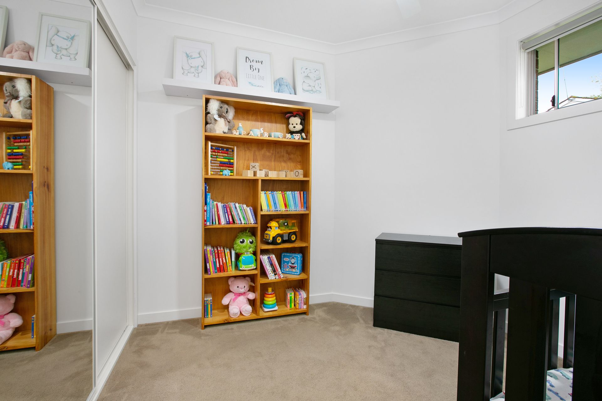 LOW MAINTENANCE LUXURY IN EPPING CENTRAL