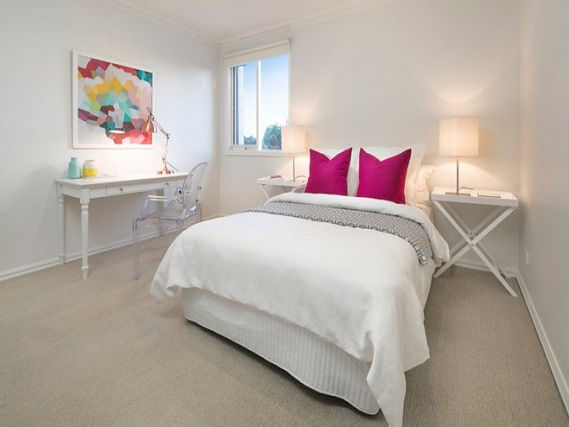 Contemporary Family Home in a Quiet Precinct