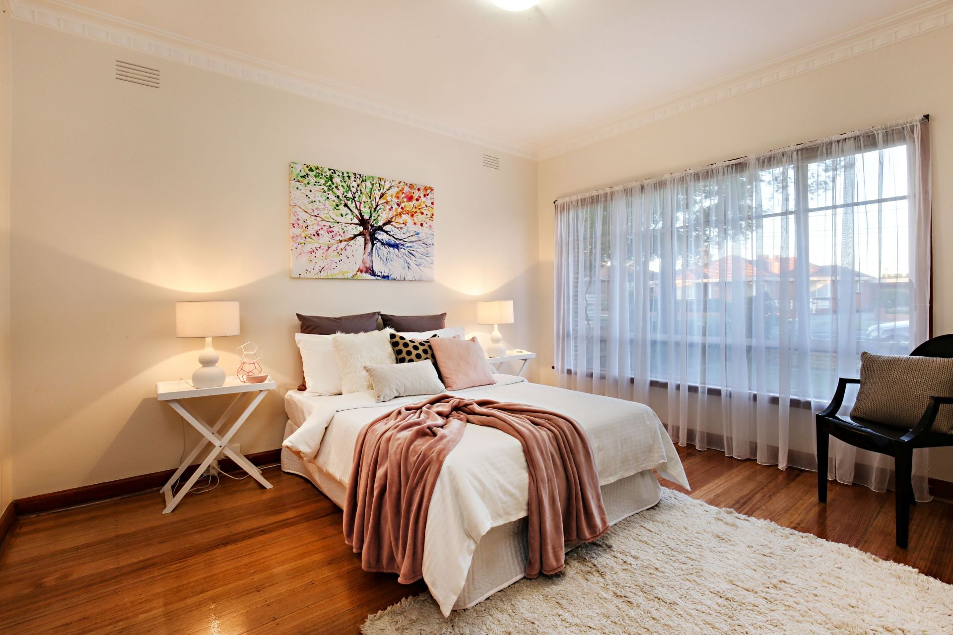 Classically Spacious, Solid And So Well Situated