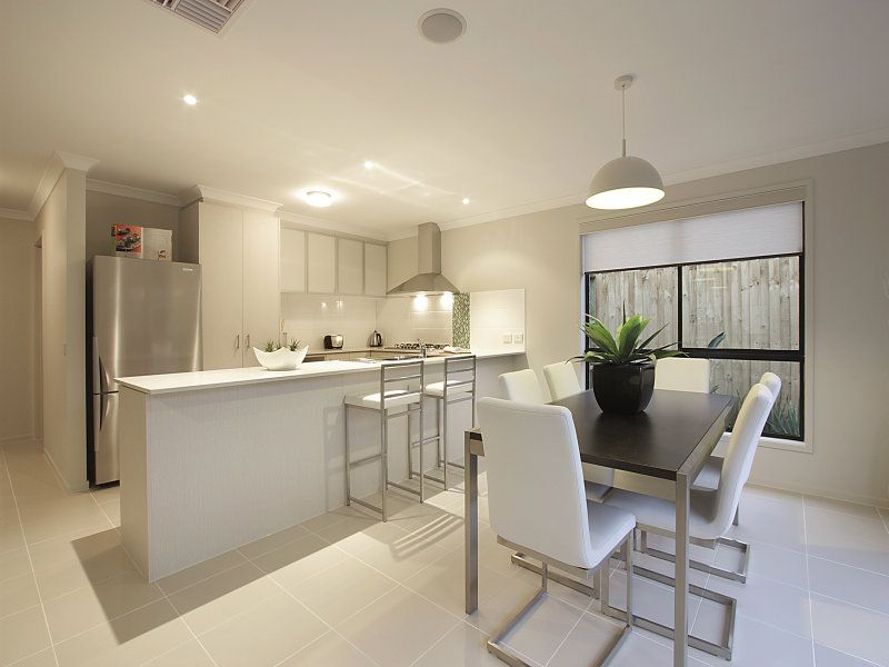 19 Resort Boulevard DOREEN, Doreen - Thumbnail 8