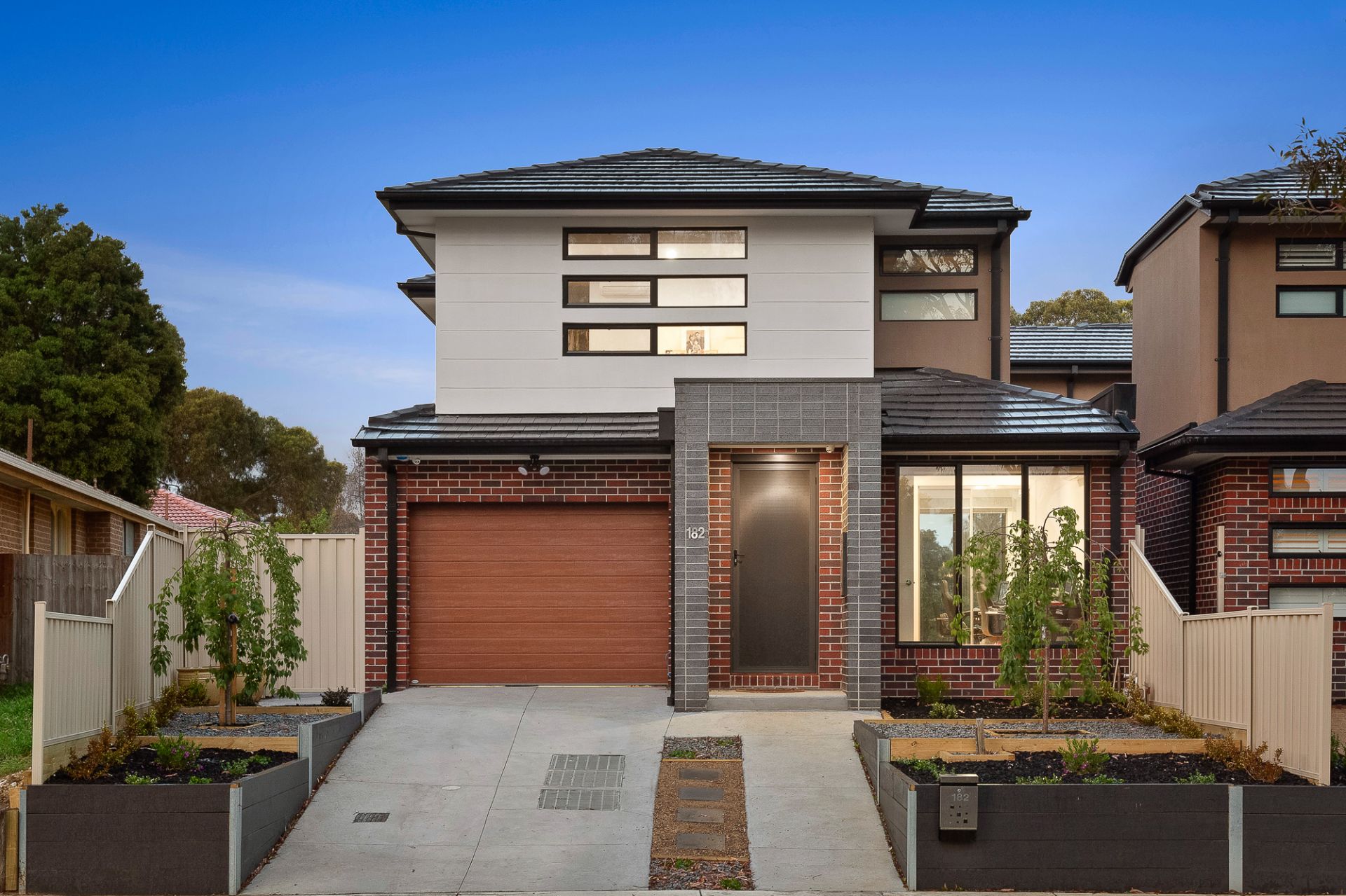 Contemporary, Low Maintenance & High-End
