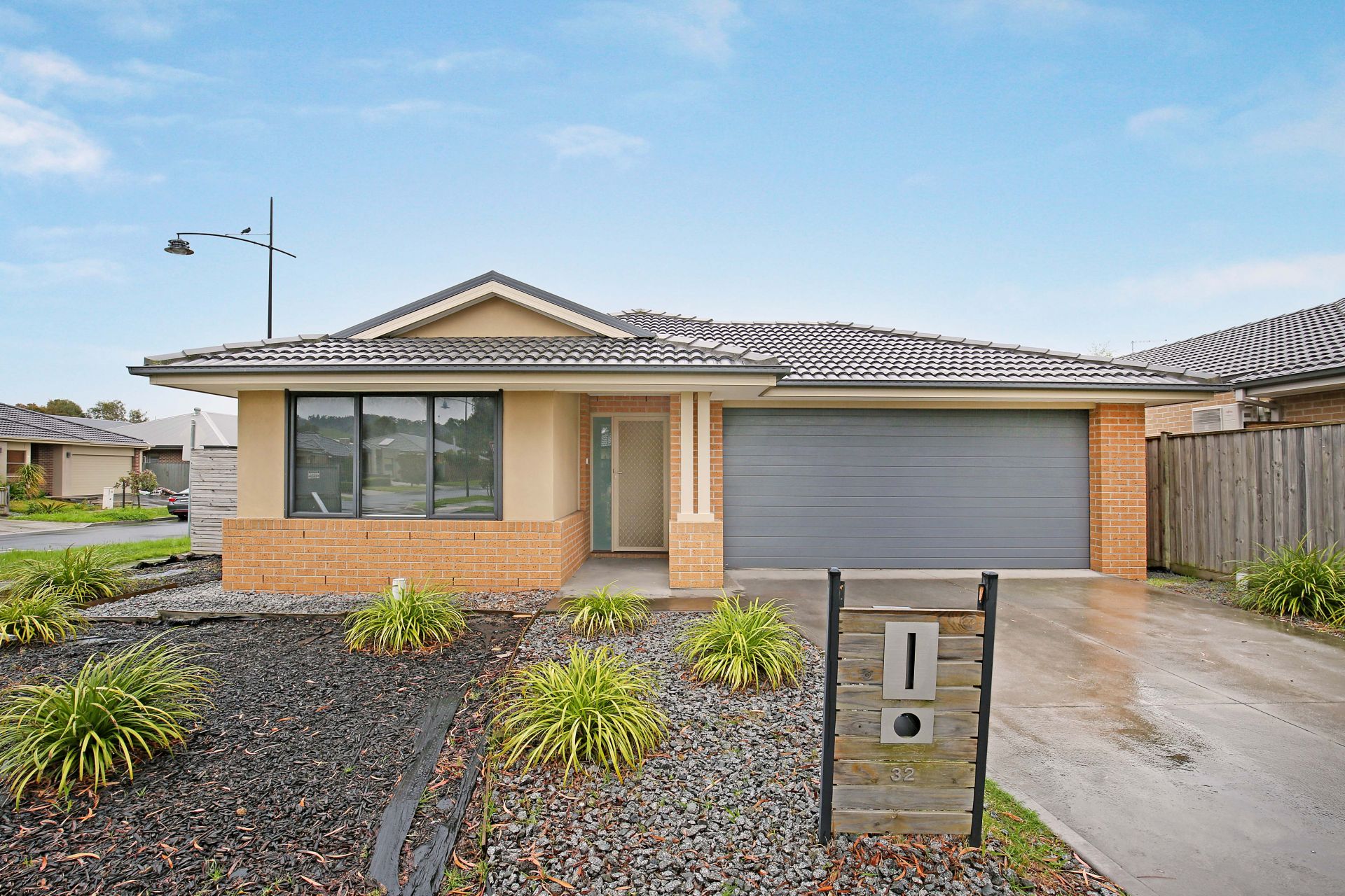 SPACIOUS FAMILY HOME!
