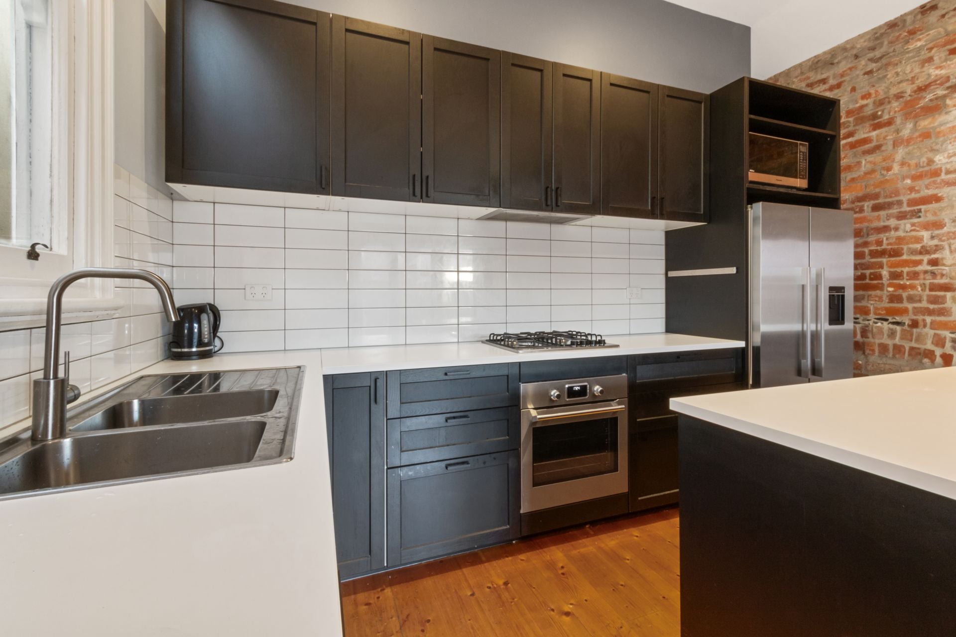 Vibrant Home in Premium locale