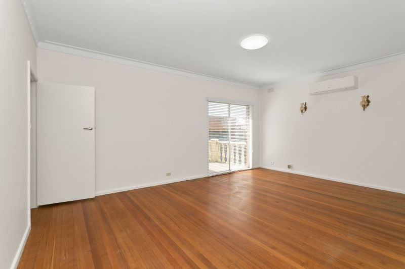 90 Spring Street, Thomastown