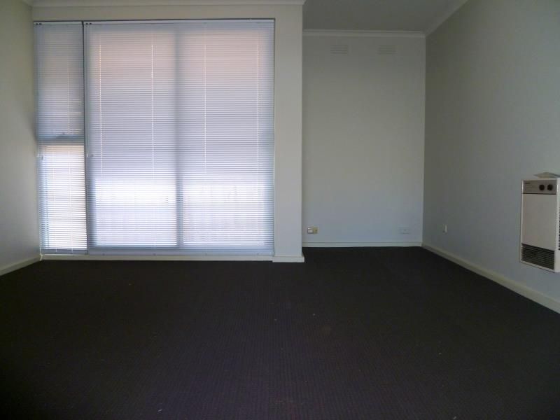 A Spacious Thornbury apartment with all the things you need