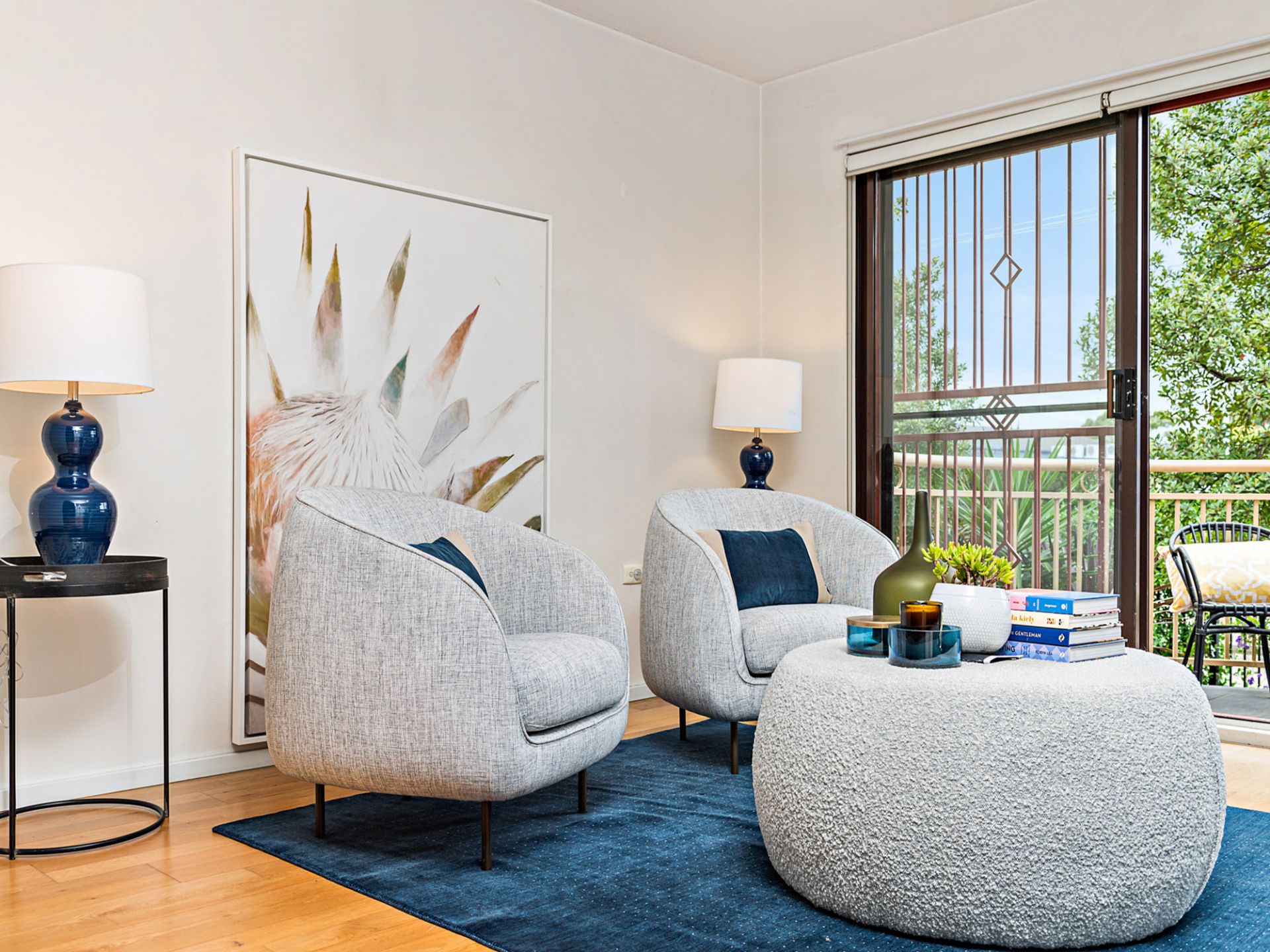 A Fresh and Peaceful Retreat in a Boutique Complex