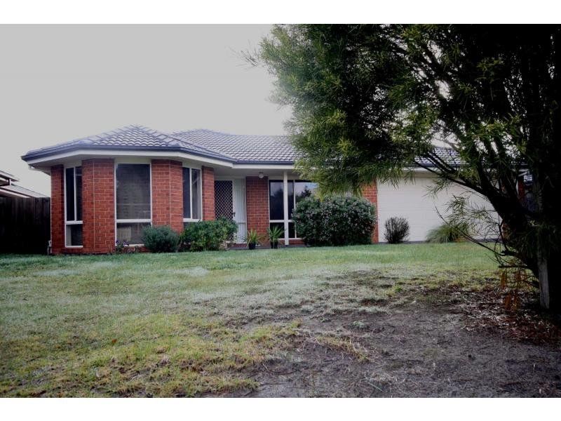 Real Estate For Sale 12 Paperbark Drive Mount Martha , VIC