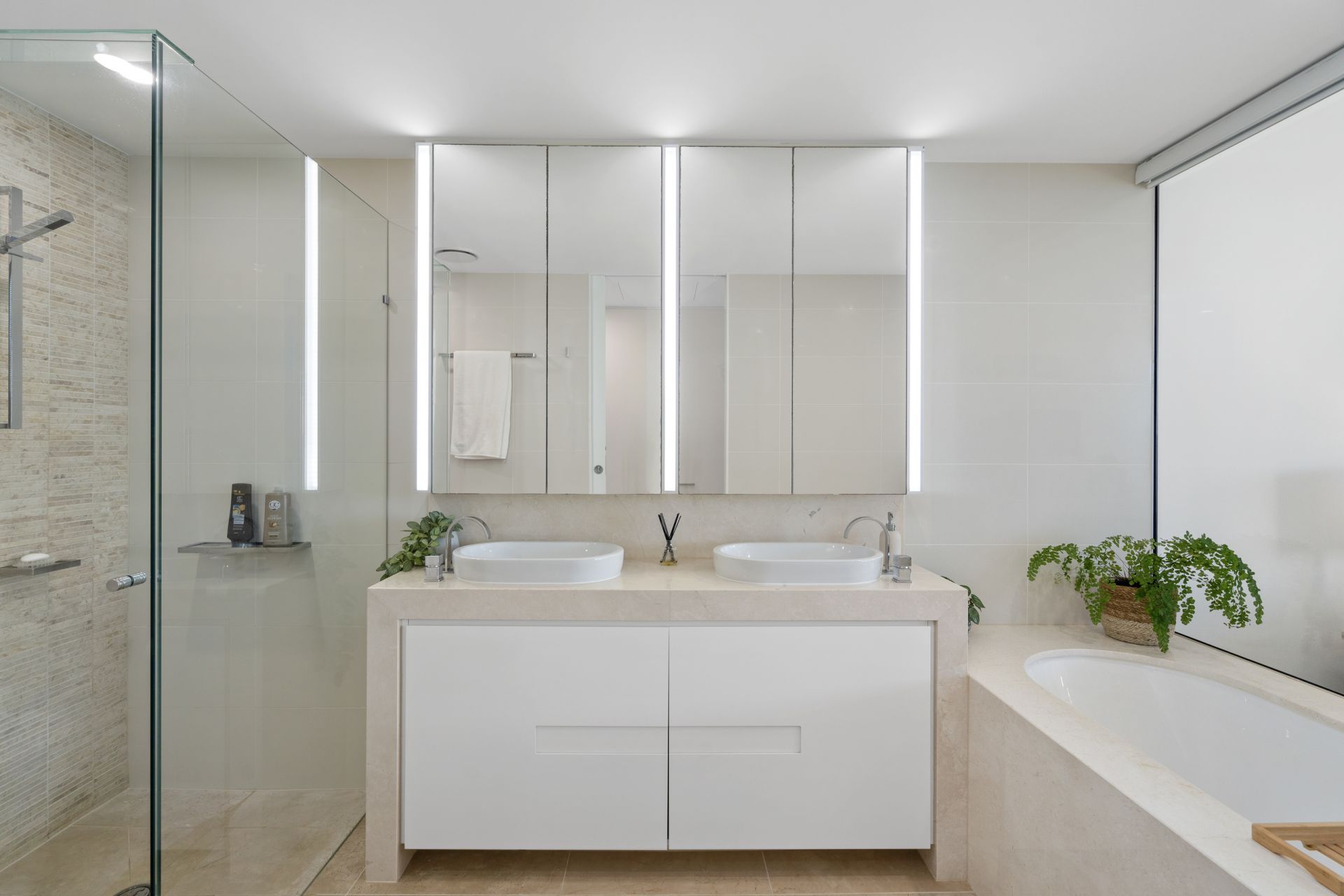 3404/4 Marina Promenade, Paradise Point - Thumbnail 7