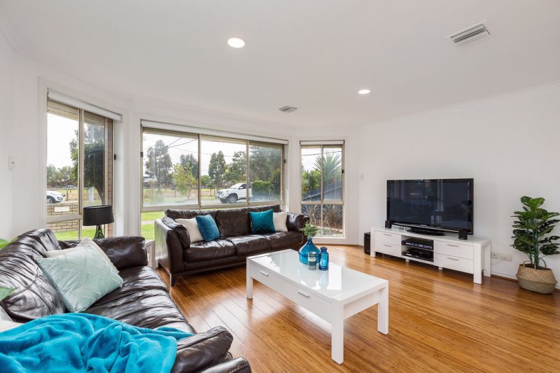 14 Woodyard Court, Altona Meadows - Thumbnail 4