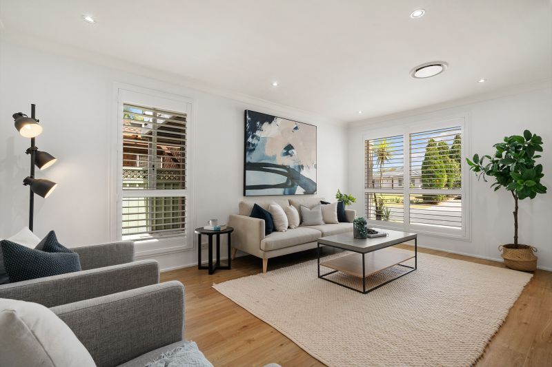 Real Estate For Sale 7 Meares Road Mcgraths Hill , NSW