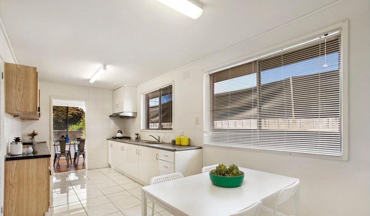 FOUR BEDROOMS, GREAT LOCATION AND SOLAR PANELS.
