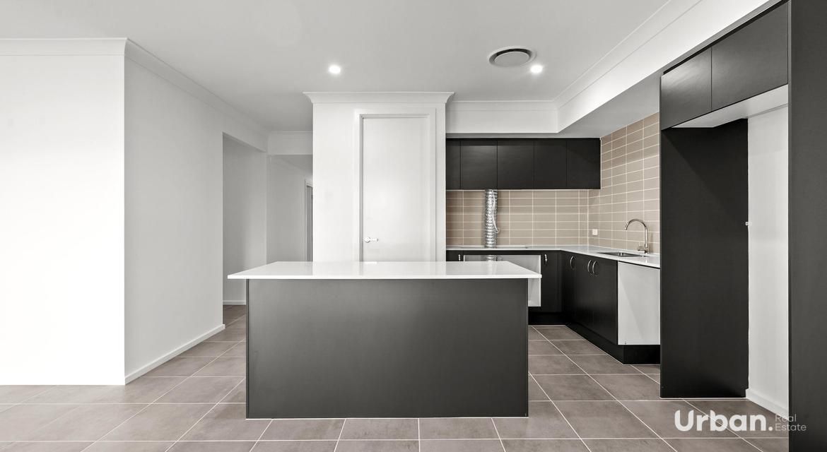 Austral 19 Parhelion Street