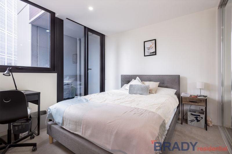 609/8 Sutherland Street MELBOURNE VIC, Melbourne - Thumbnail 3