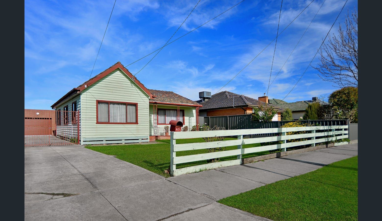 Genuine Weatherboard Home in Fantastic Location!
