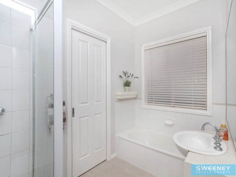 4 Gill Place, Caroline Springs - Thumbnail 8