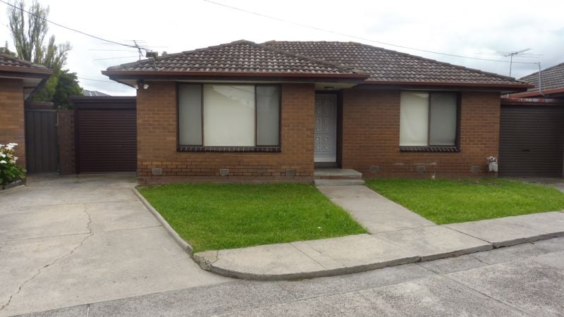 4/1 Rochdale Square, Lalor