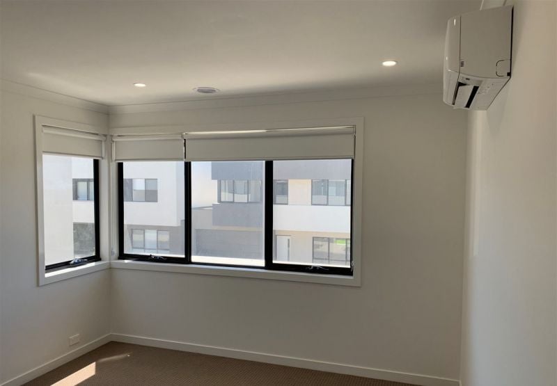 8 Regatta Drive, Craigieburn
