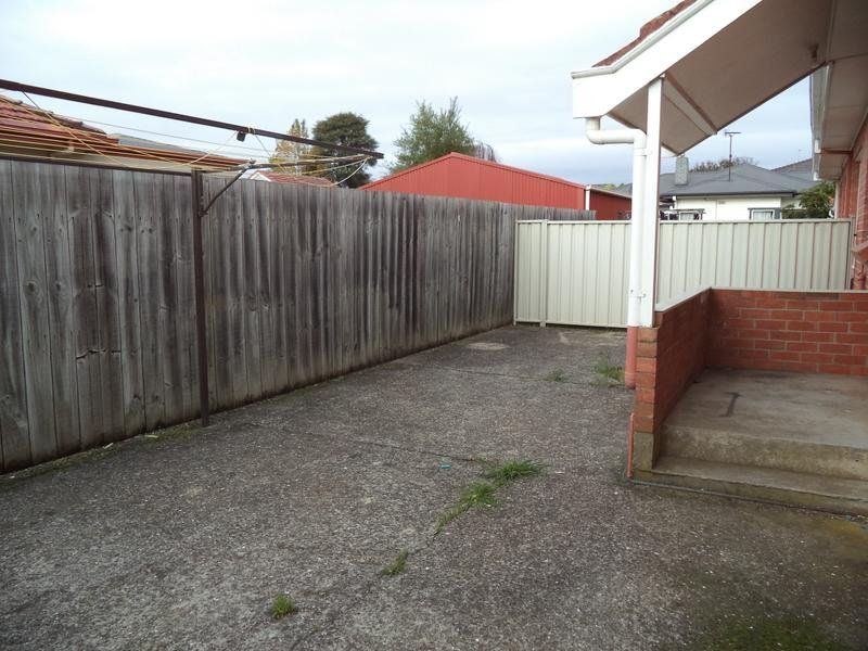 2/139 Best Street, DEVONPORT