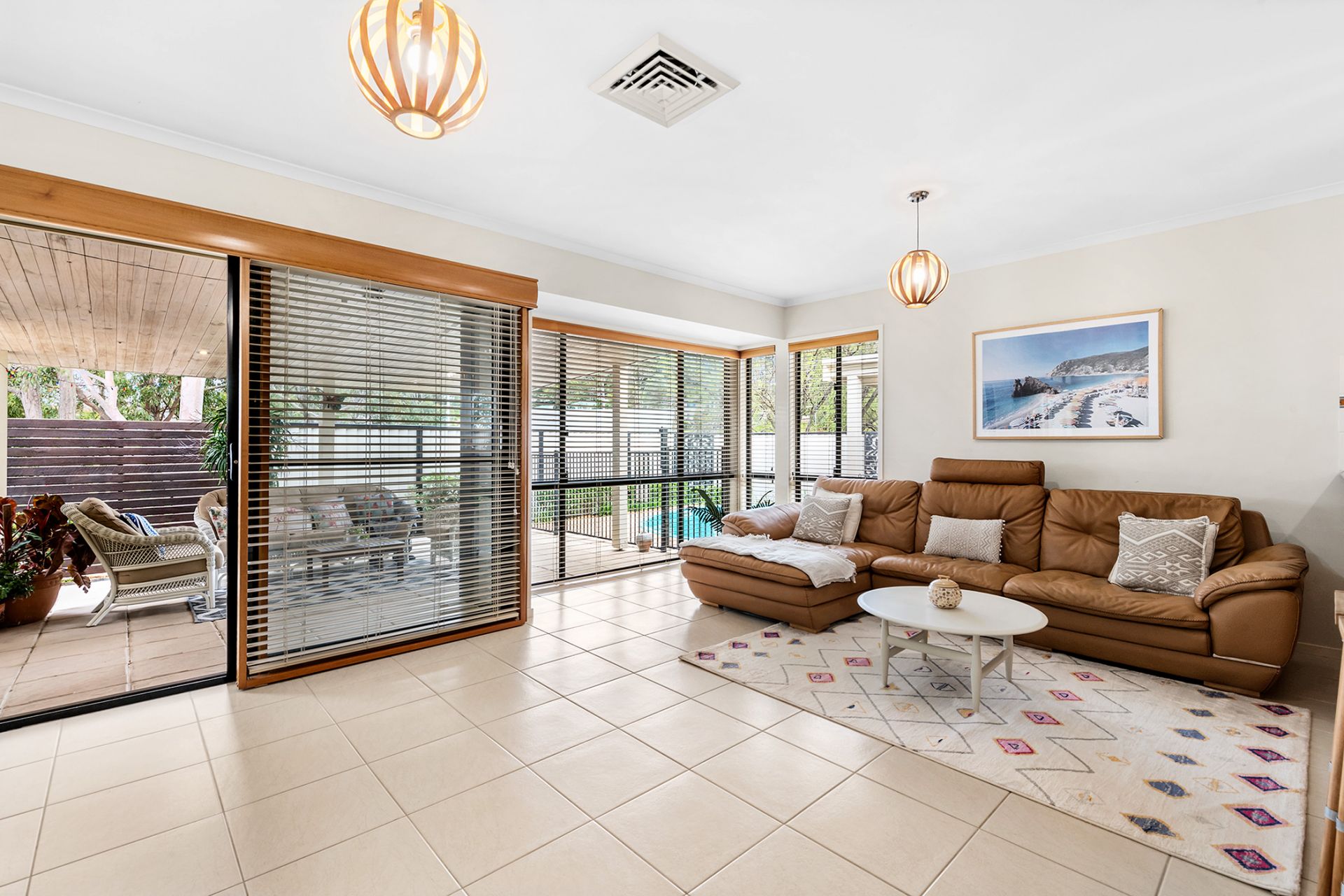 Real Estate For Sale 16 Warburton Close Macquarie Hills , NSW