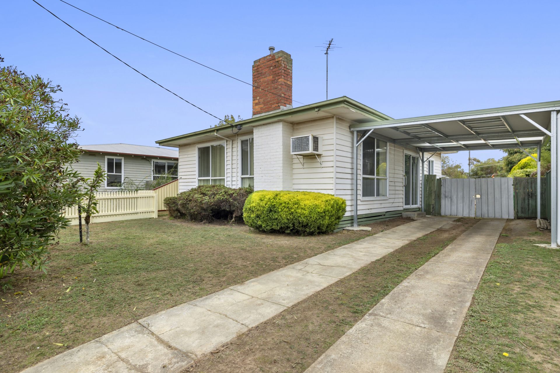 1229 Norman Street Wendouree VIC, Wendouree - Thumbnail 2