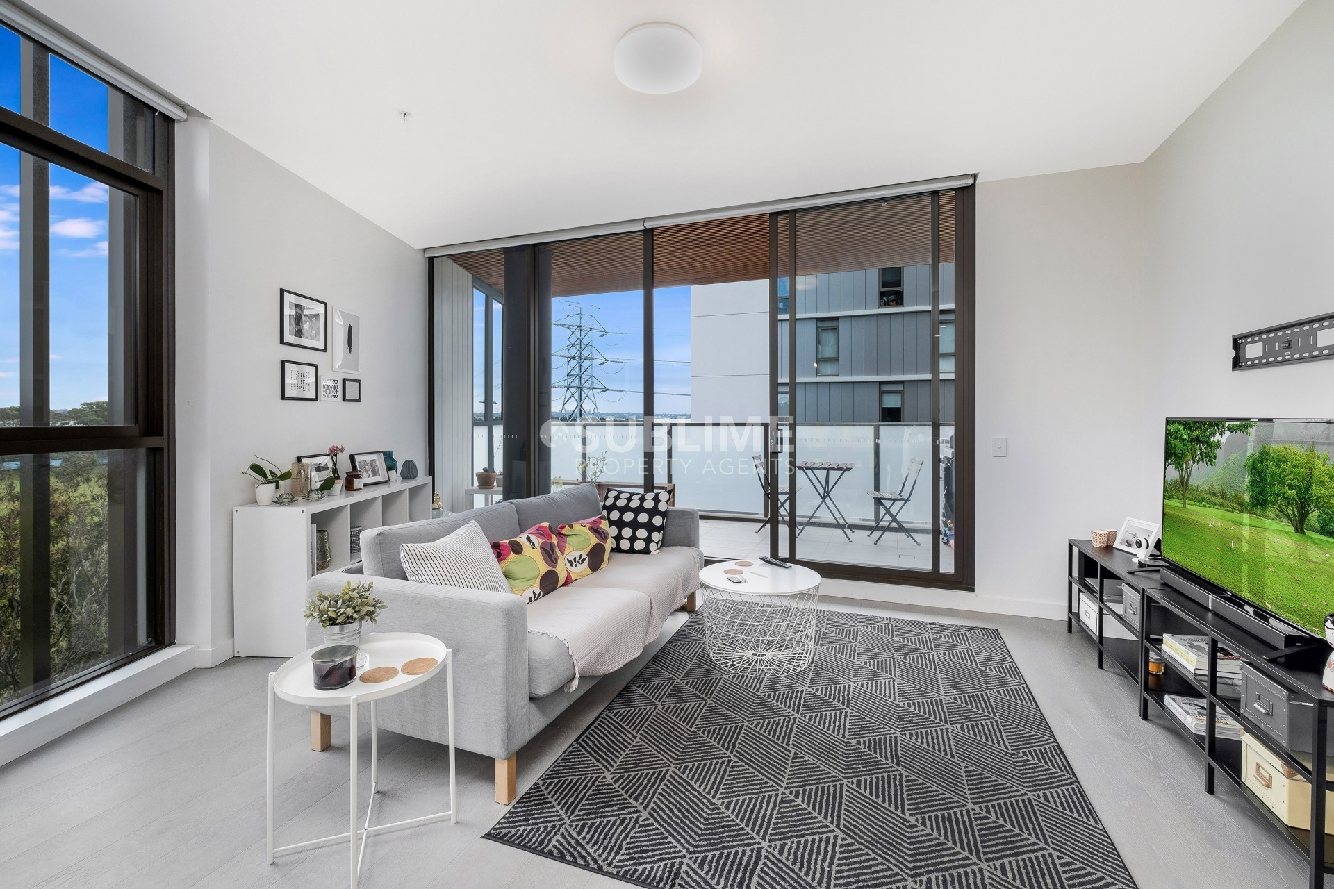 303/3 Foreshore Boulevarde, WOOLOOWARE, Woolooware - Thumbnail 2