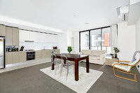 611/2B Charles Street, Canterbury