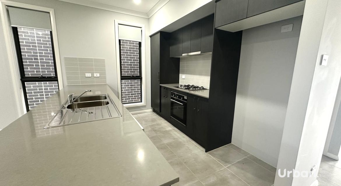 Austral 94 Andalusian Street