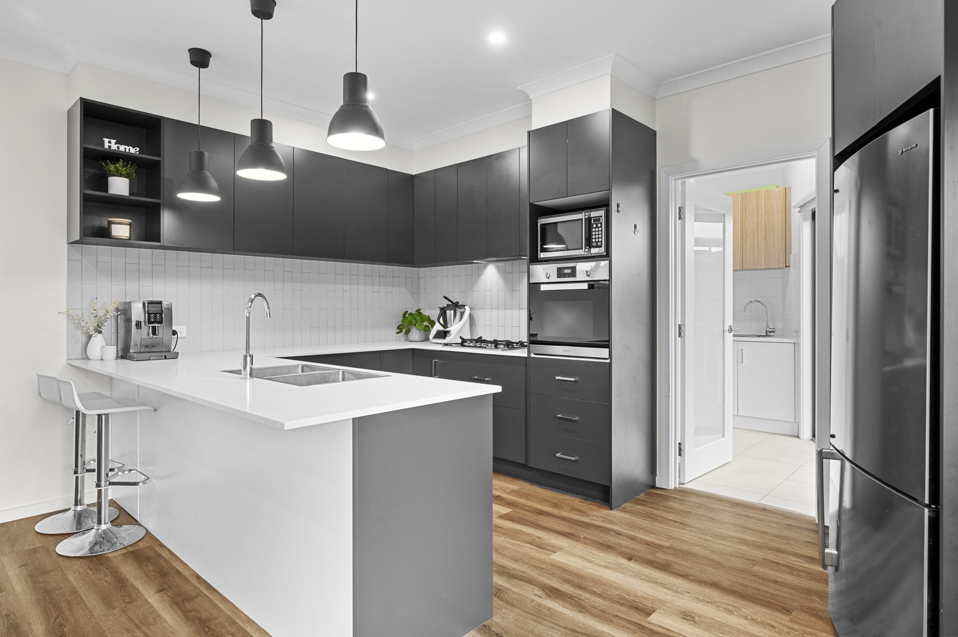 Architecturally Designed Townhouse: Modern and Elegant