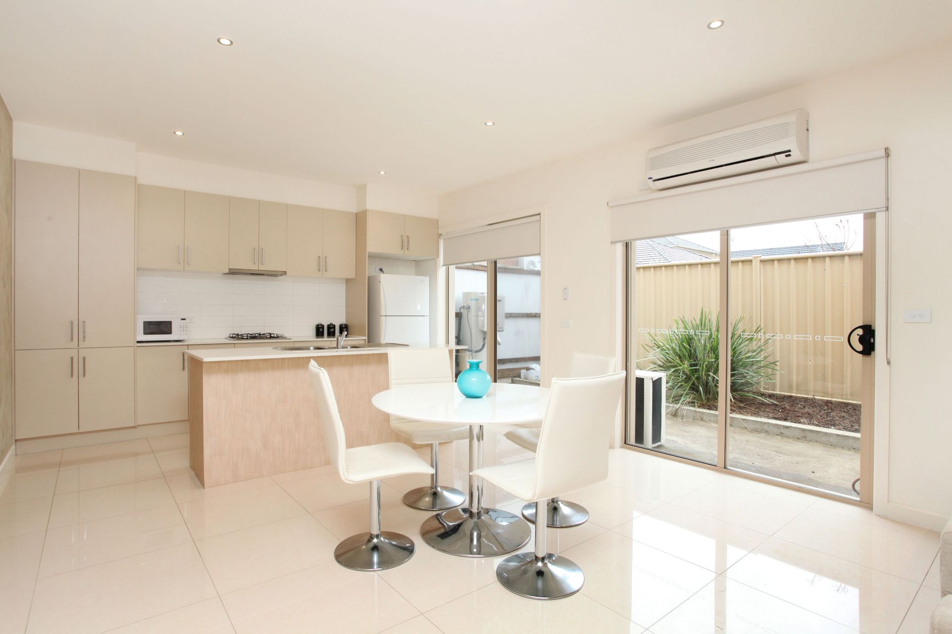 7/30 Cranwell Square, Caroline Springs - Thumbnail 3