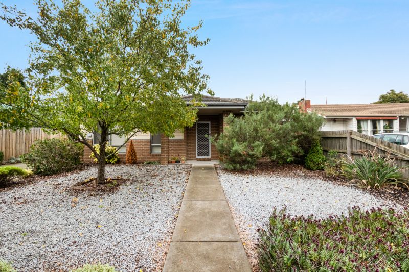 1/51 Lane Crescent, Reservoir