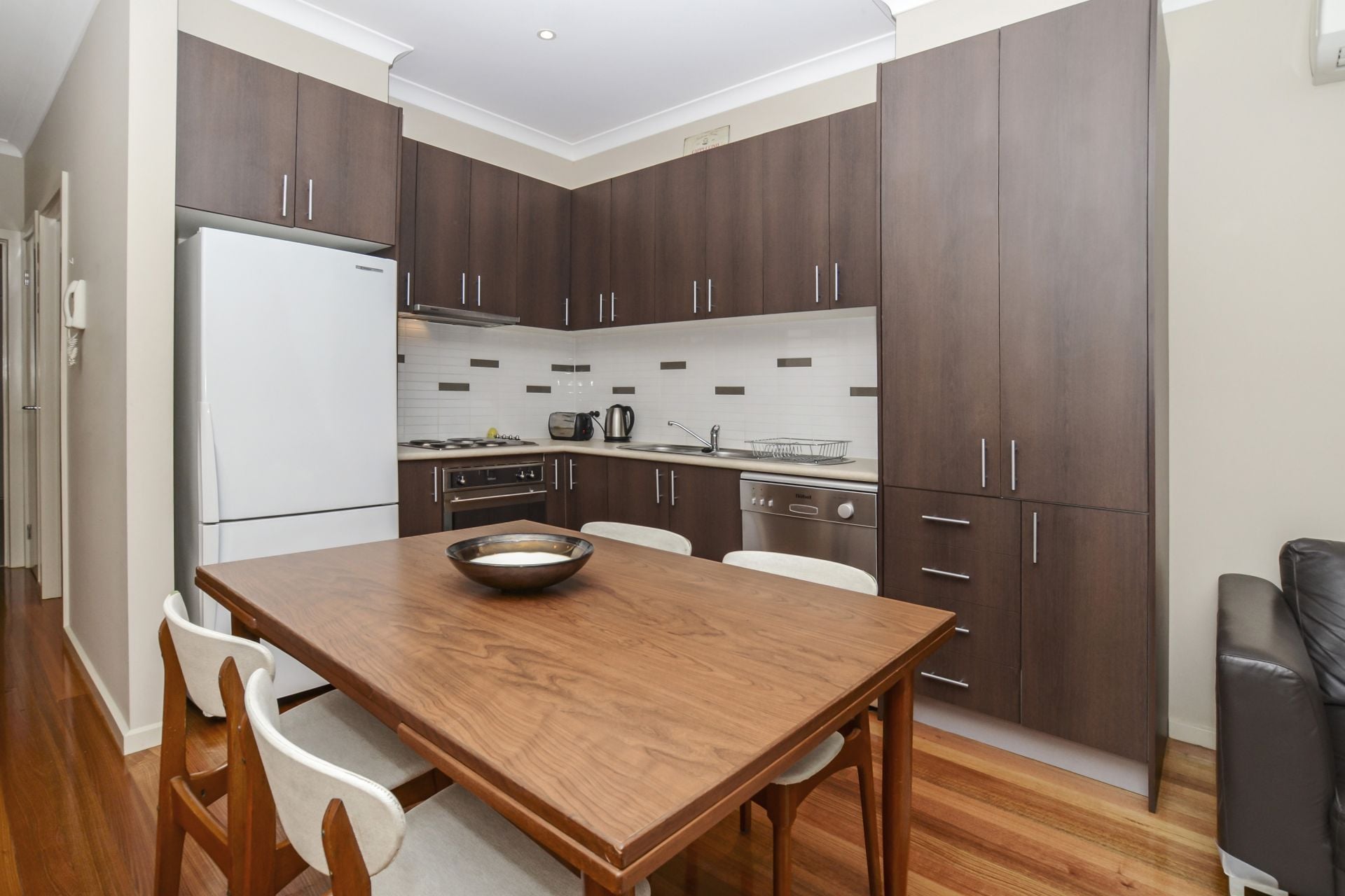 Fully Furnished Stylish Living!